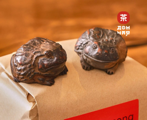 Фигурка "Золотая Жаба Цзинь Чань" дровяной обжиг