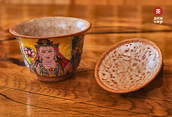 Гайвань Цзиньдэчжэнь "Хуан Гуаньинь" , ручная роспись,150 мл.