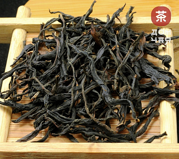 Син Жэнь Сян Удун Хун Ча «Миндальный аромат» SHQ