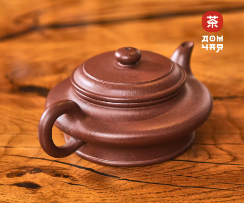 Исинский Чайник "Сюйбянь"